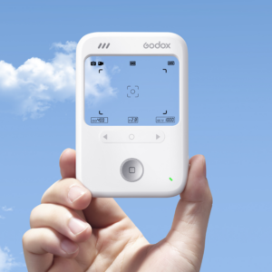 Godox C100 Review: Is This Transparent Camera Worth Buying?