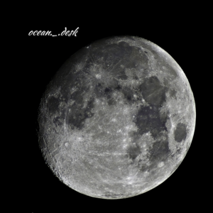 DSLR Full Moon Photography Guide: Settings & Gear I Use