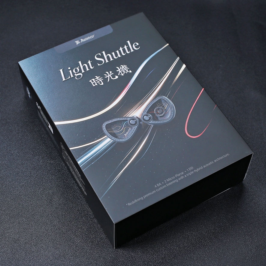 Light Shuttle retail box