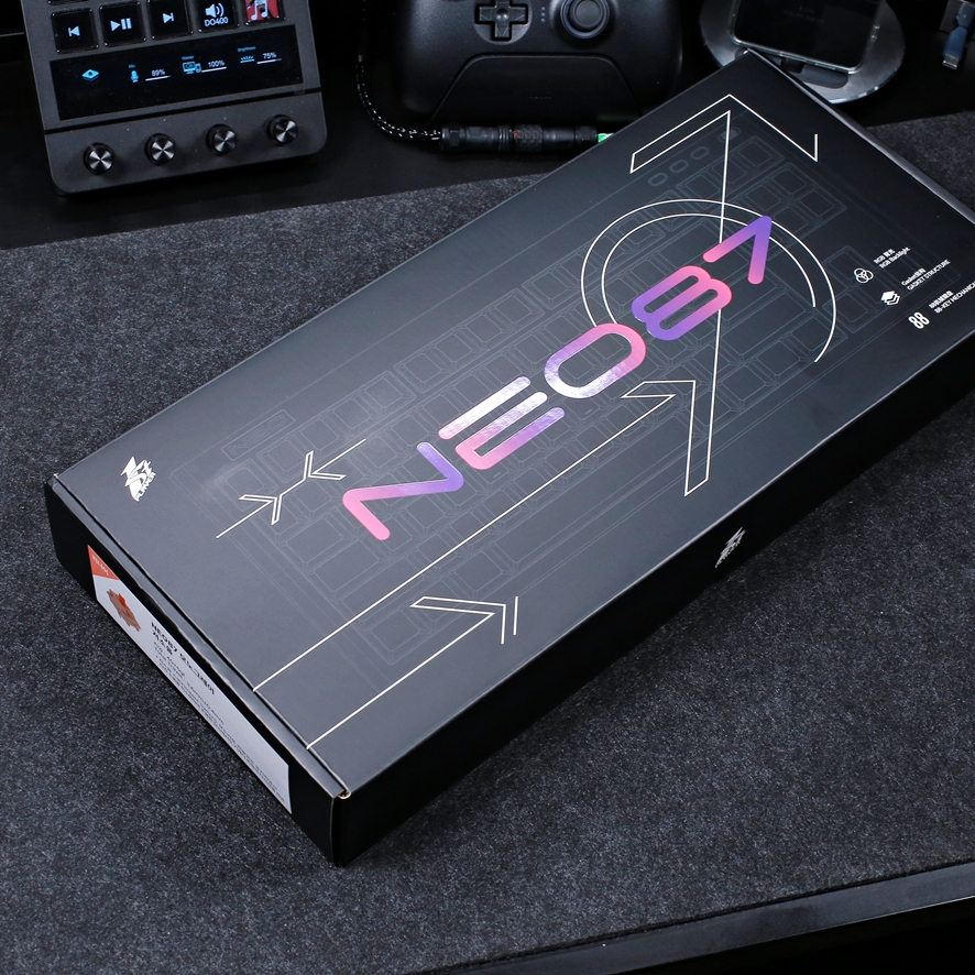 NEO87 retail box