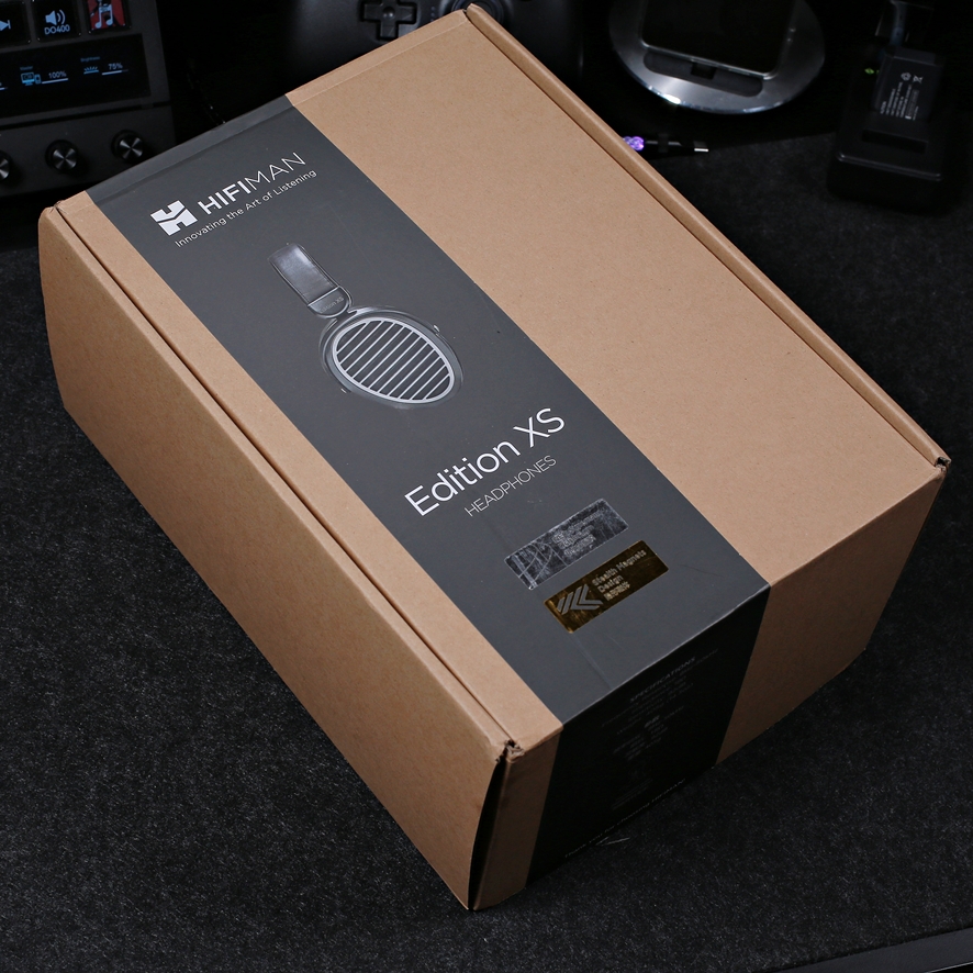 Edition XS retail box