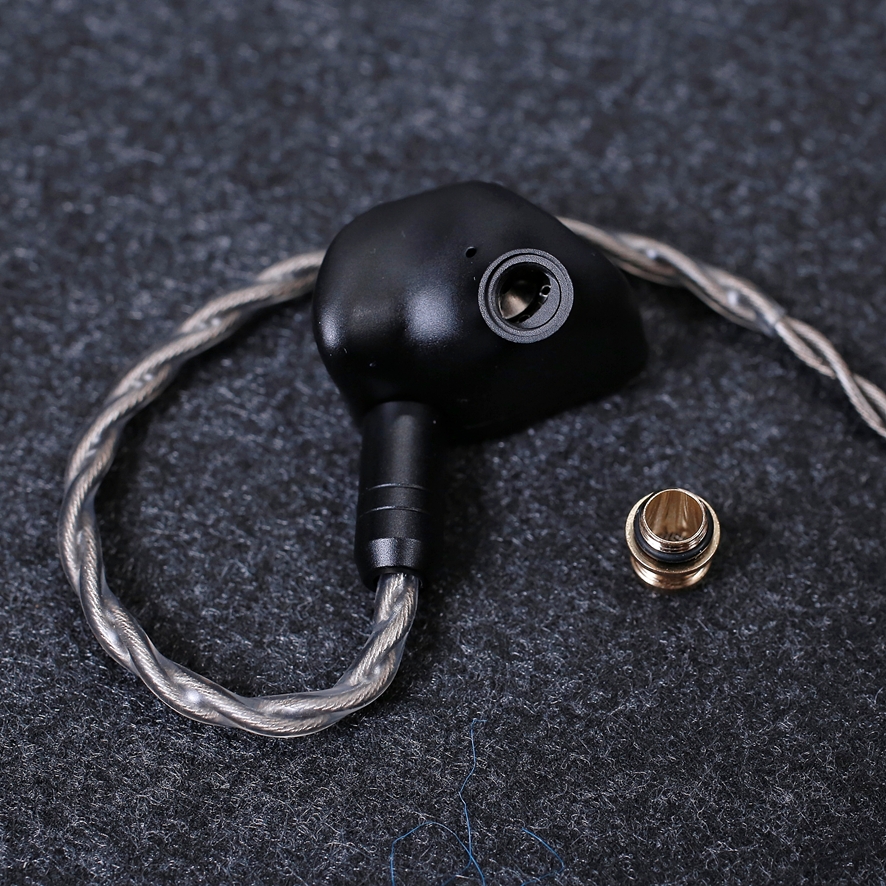 Pre-installed alloy nozzle