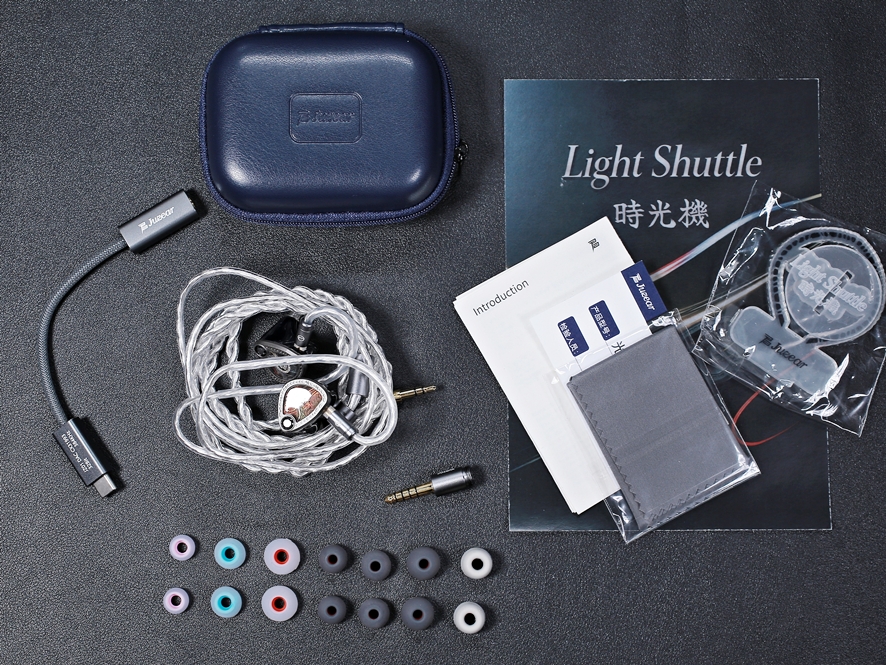 Carrying case, ear tips, and cable