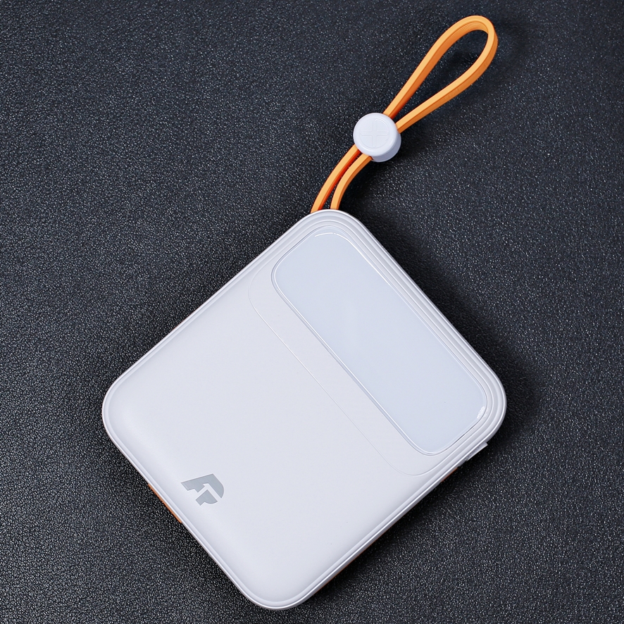 White RiseOne power bank front view