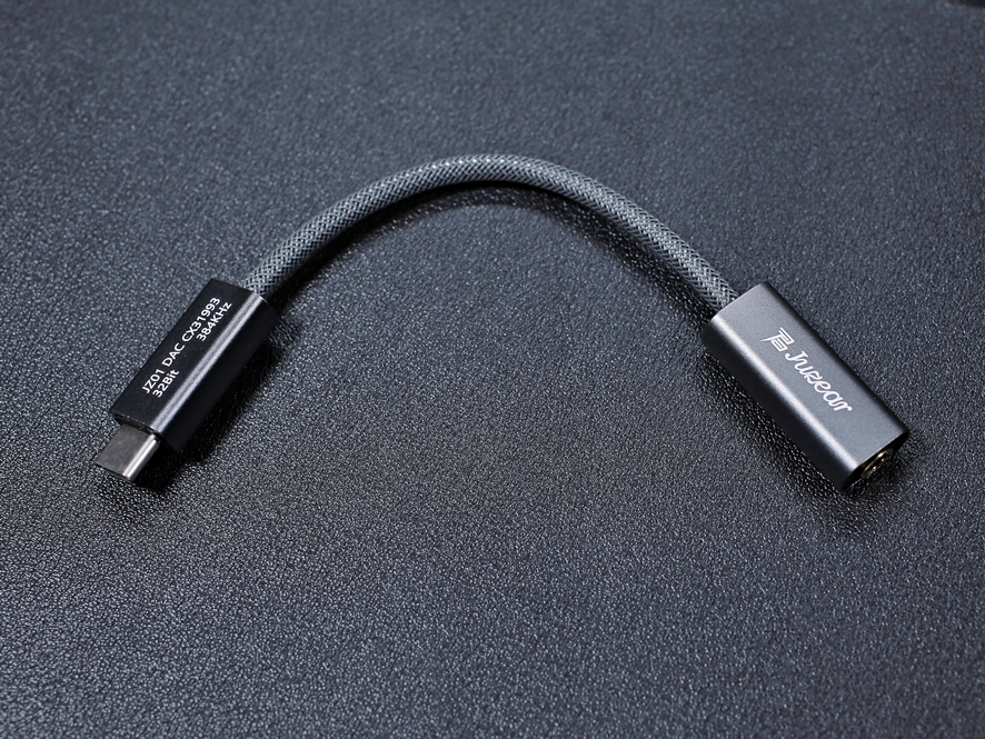 Bundled Type-C dongle DAC