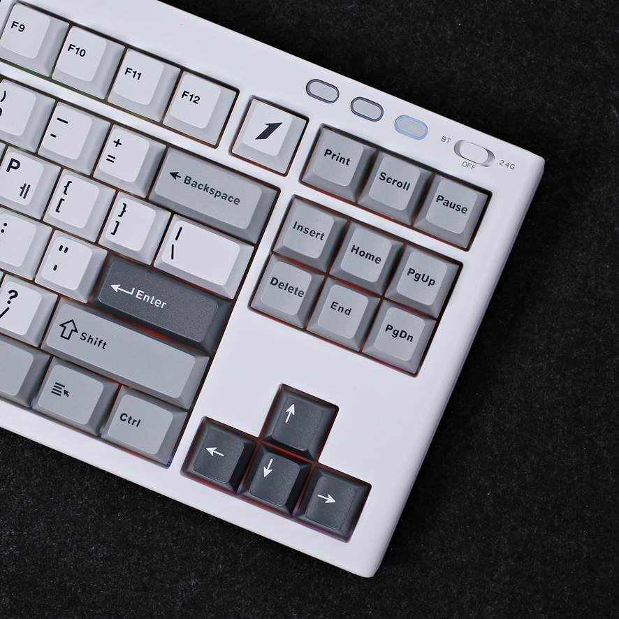 NEO87 on a desk
