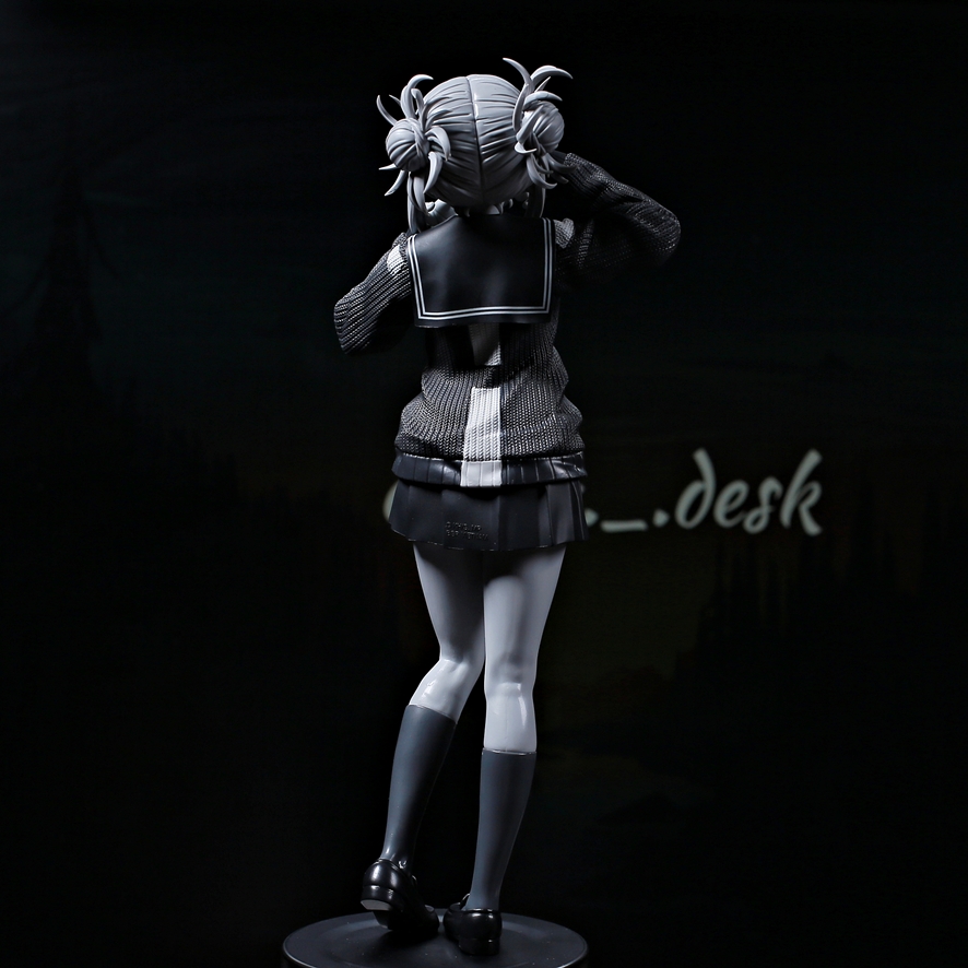 Angle view of Himiko Toga Noir Edge figure on display