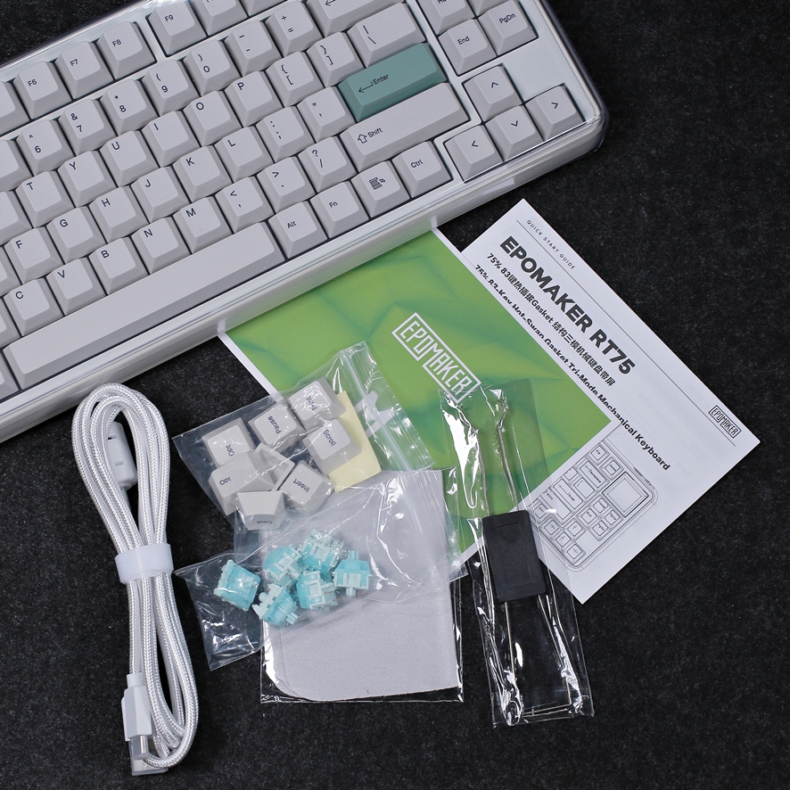 Included accessories keycaps and detachable screen module
