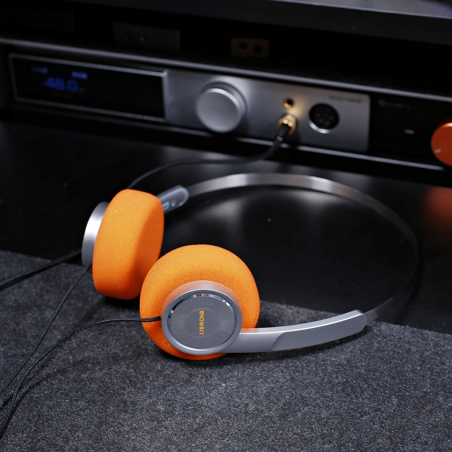 FiiO Snowsky Wind Pro plugged into DAC dongle